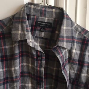 Banana Republic lightweight flannel plaid shirt